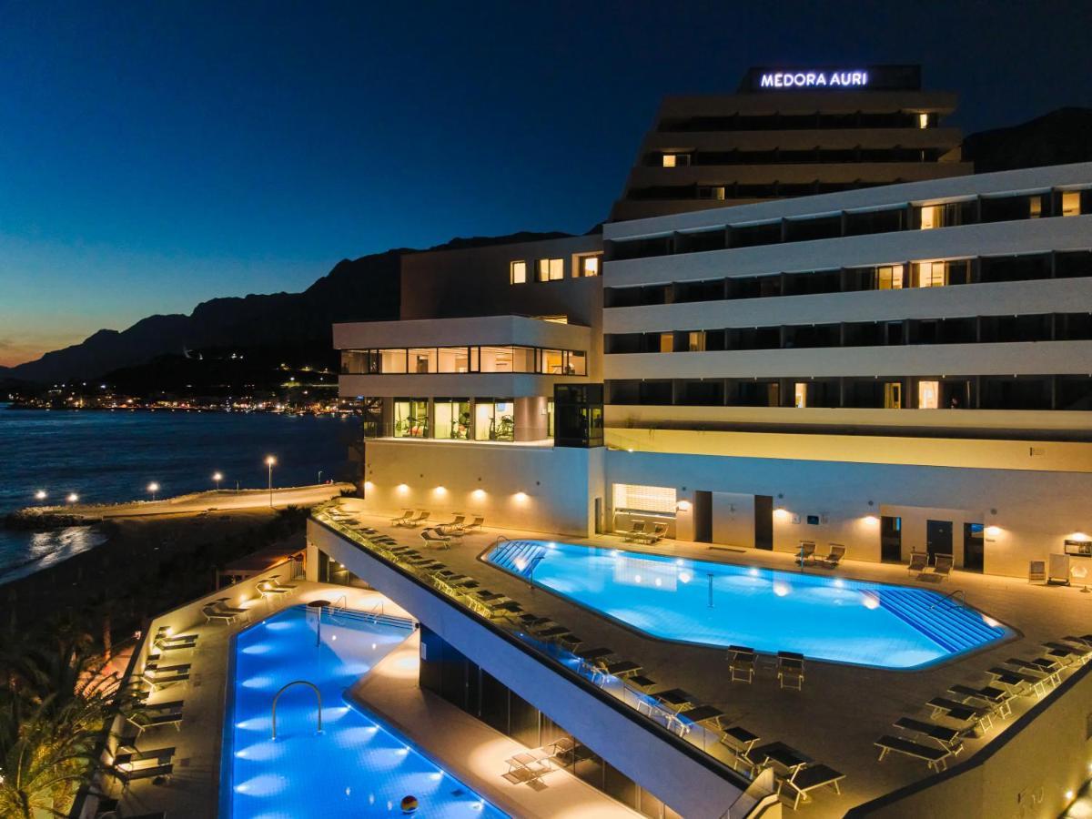 Medora Auri Family Beach Resort Podgora Bagian luar foto