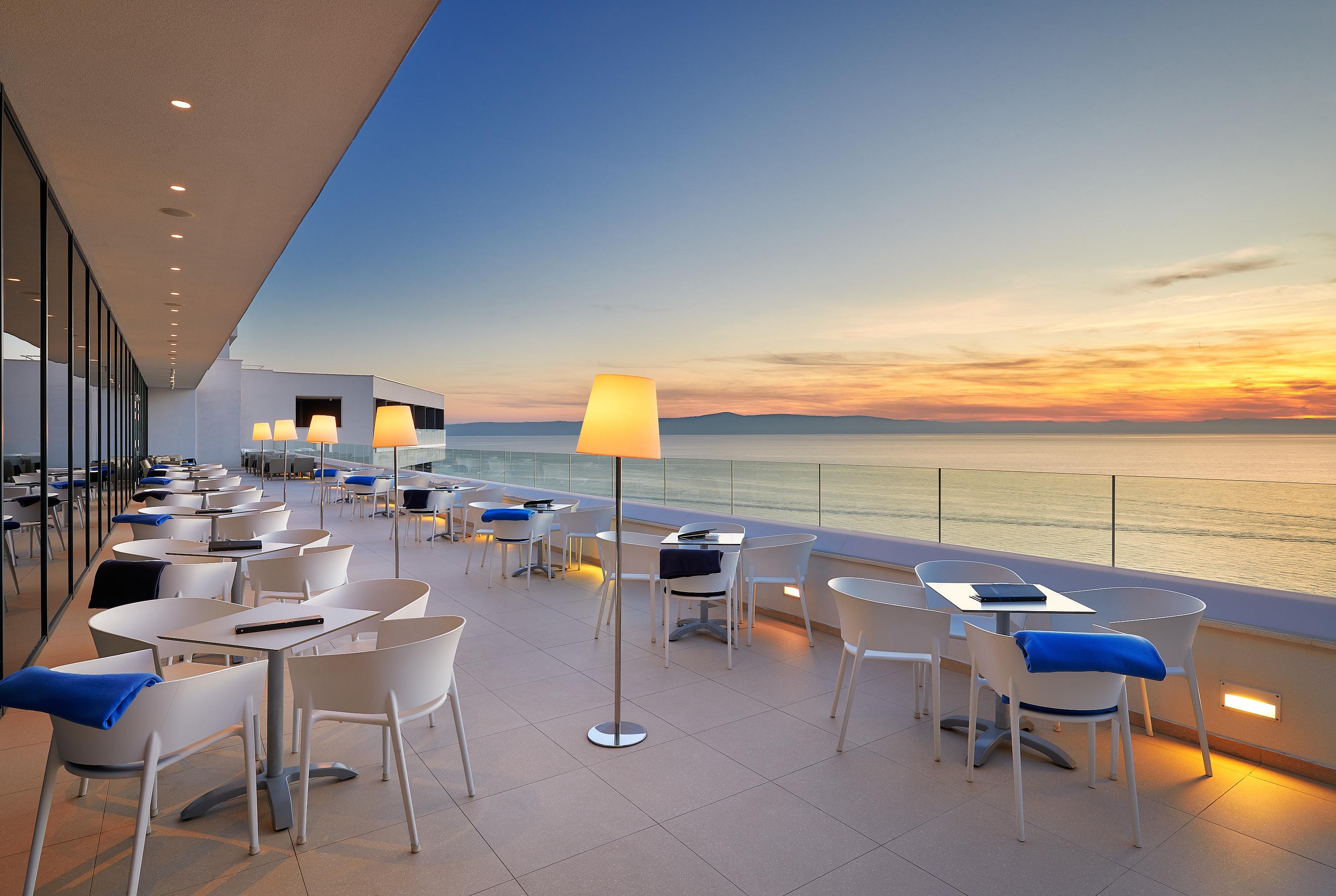 Medora Auri Family Beach Resort Podgora Bagian luar foto